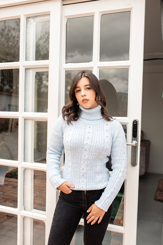 Sweater trenzado cuello tortuga - Azul claro