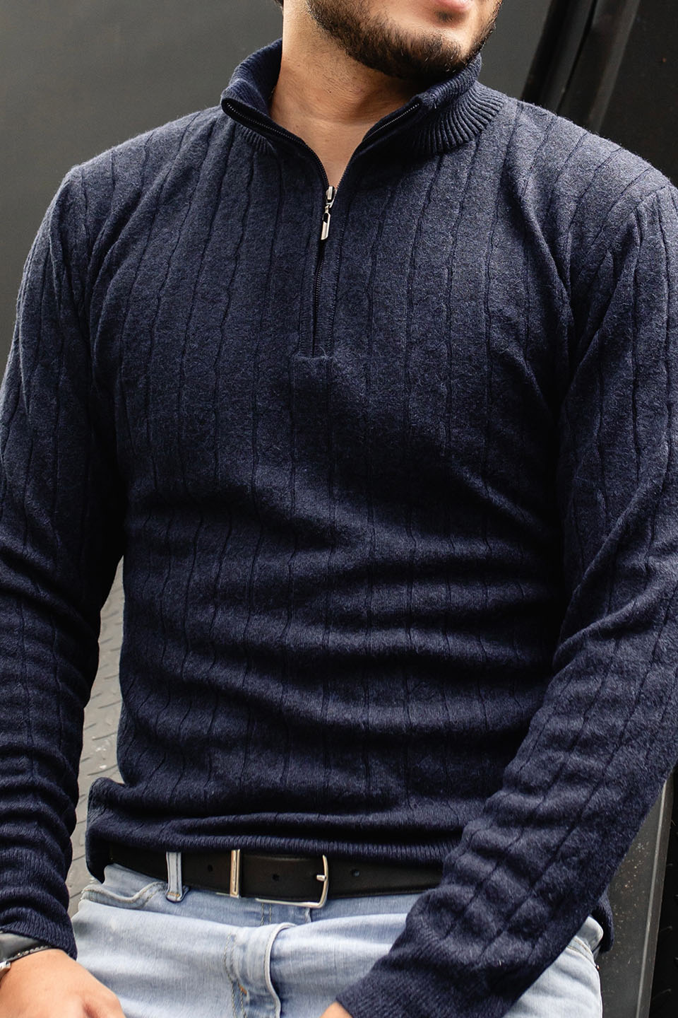 Sweater trenzado media cremallera  - Azul jean